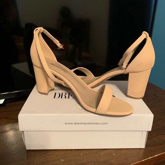Dream Pairs Shoes - Dream Paris nude chunky heels.
